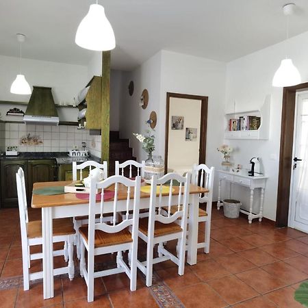 Apartamentoscasajulia La Santa Eksteriør bilde