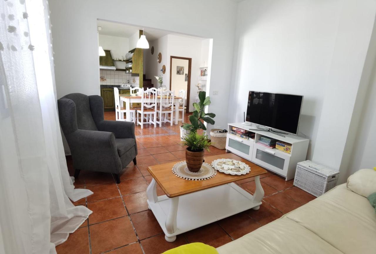 Apartamentoscasajulia La Santa Eksteriør bilde
